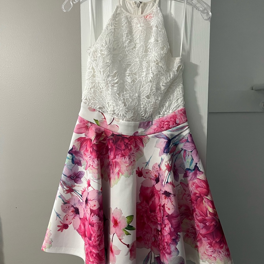 Banjul Pink Floral Mini Dress Size Small